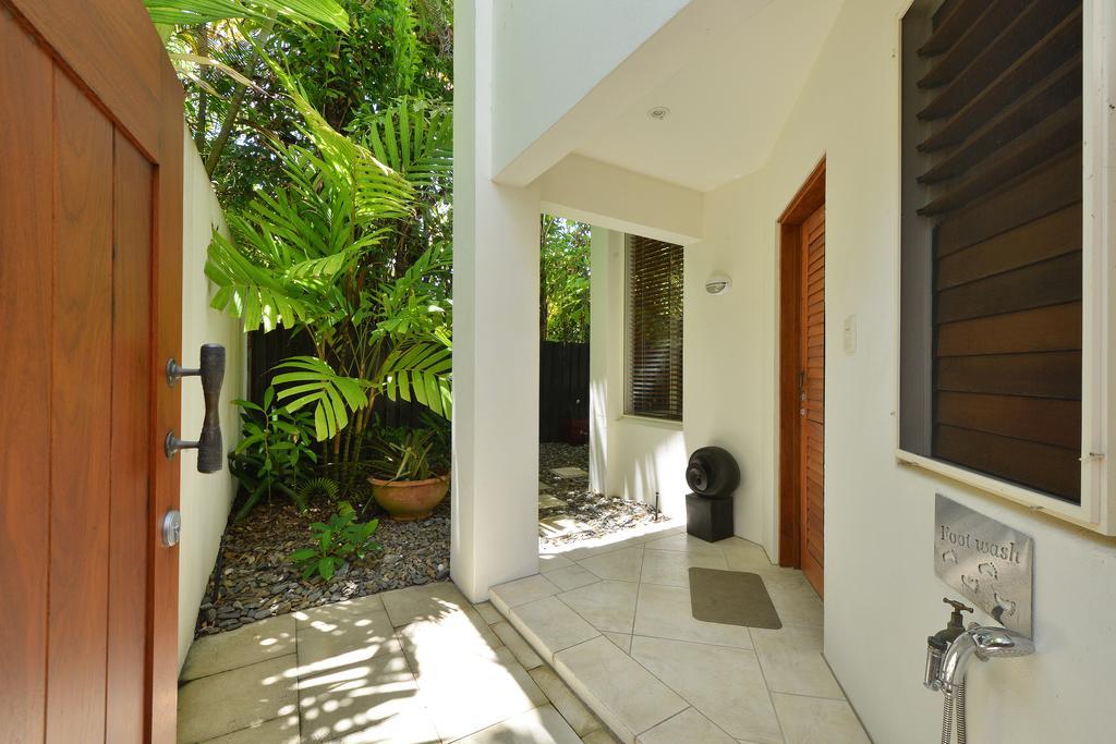 Villa Frangipani Port Douglas Exteriör bild